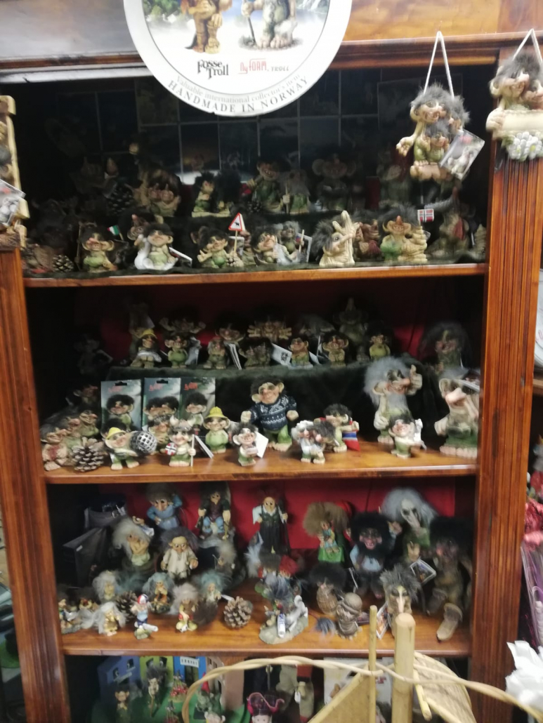 ucab_bottegasposi_foto_gnomi2_prodotto4